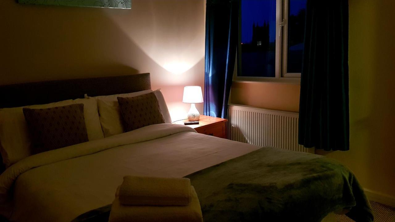 The Auld Triangle Bed & Breakfast Loughrea ภายนอก รูปภาพ